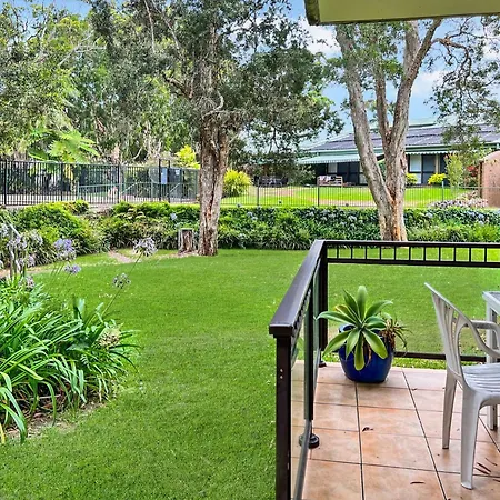 Bay Parklands Unit 59 2 Gowrie Avenue Apartment Nelson Bay Exterior photo